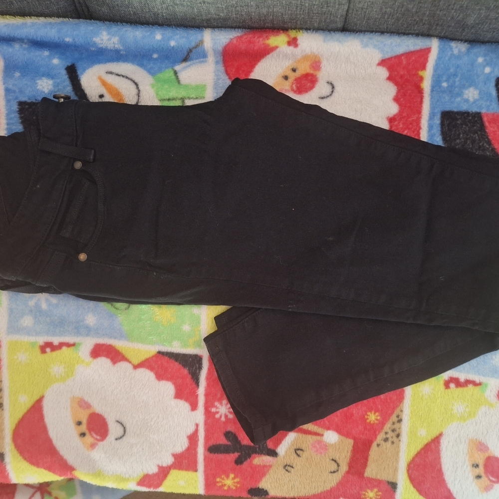PAIGE Skinny Black Jeans size 27